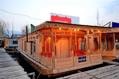 Golden Crest Group of House Boats